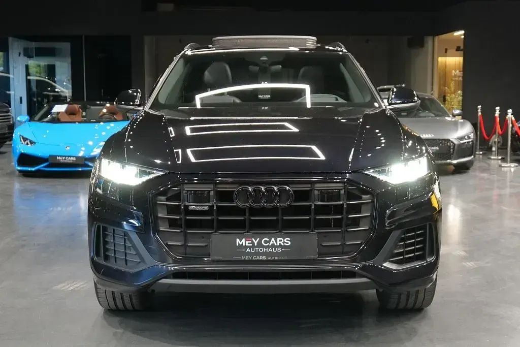 Używany Audi Q8 Performance 286 KM (210 kW) 2020 Czarny SUV