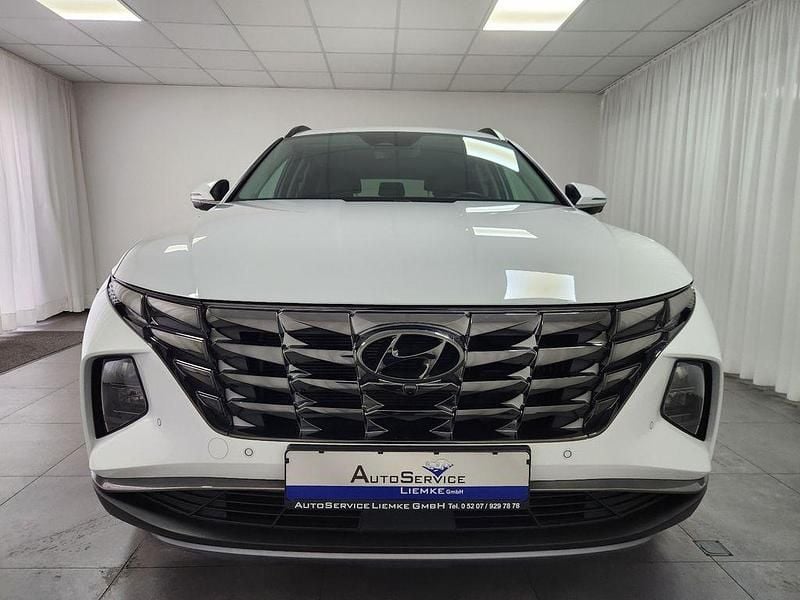 Gebraucht Hyundai Tucson 179 PS (131 kW) 2022 Weiß SUV