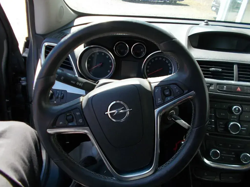 Gebraucht Opel Mokka Edition 116 PS (85 kW) 2013 Grau SUV