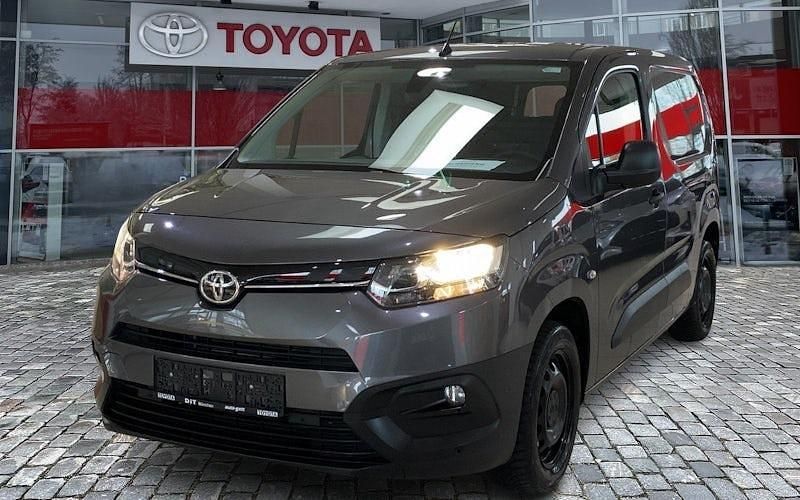 Basaltgrau (metallic) Gebraucht 2020 Toyota Proace City City Van / Kleinbus | 16.490 € (Fairer Preis) - Bild 1/4