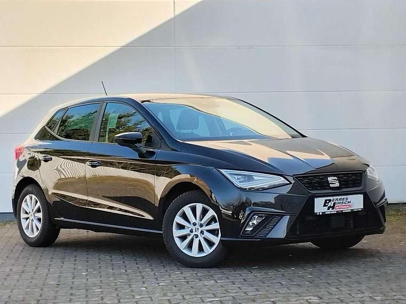 Gebraucht Seat Ibiza Style 110 PS (80 kW) 2022 Midnight schwarz metallic Kleinwagen