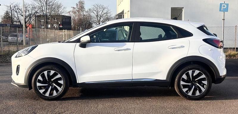 Gebraucht Ford Puma Titanium 125 PS (91 kW) 2024 Weiß SUV