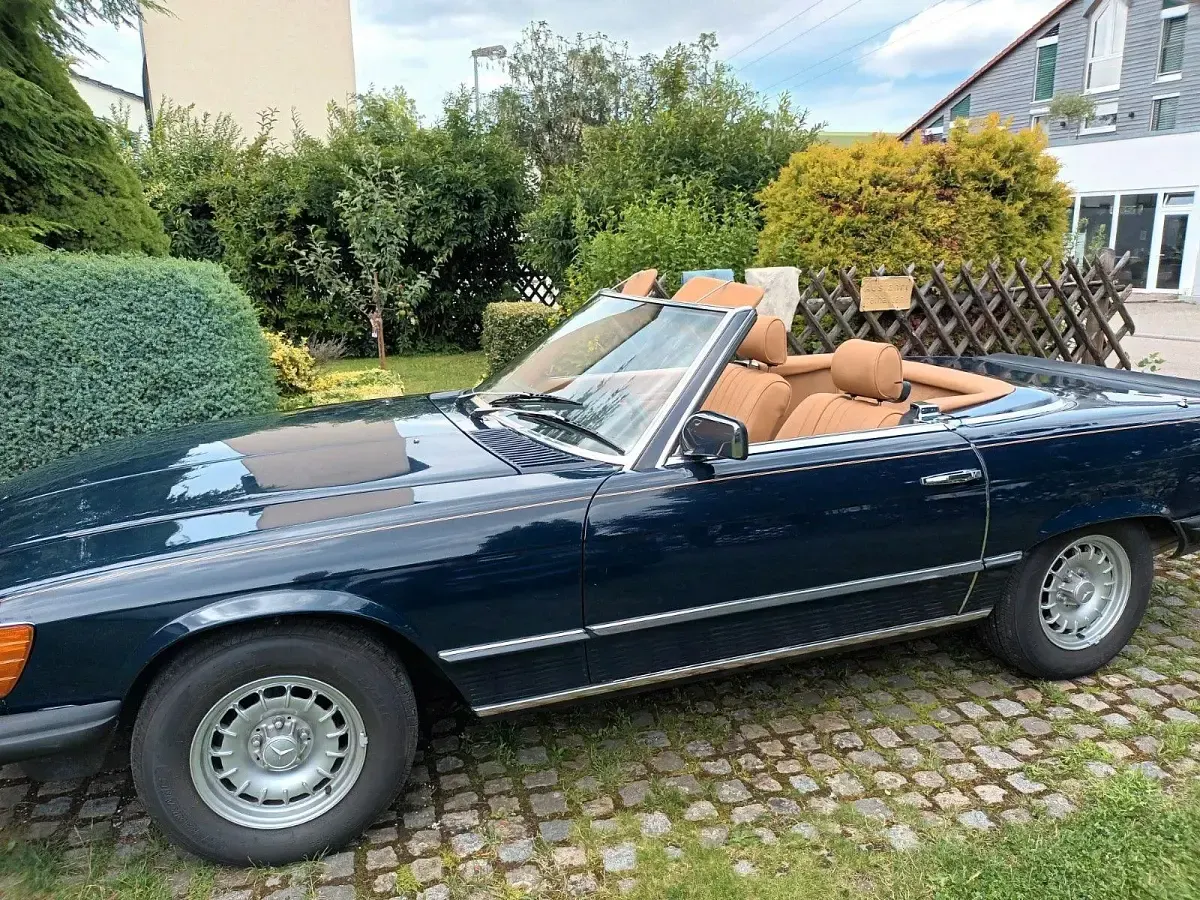 Gebraucht Mercedes SL380 155 PS (114 kW) 1982 Blau Cabrio