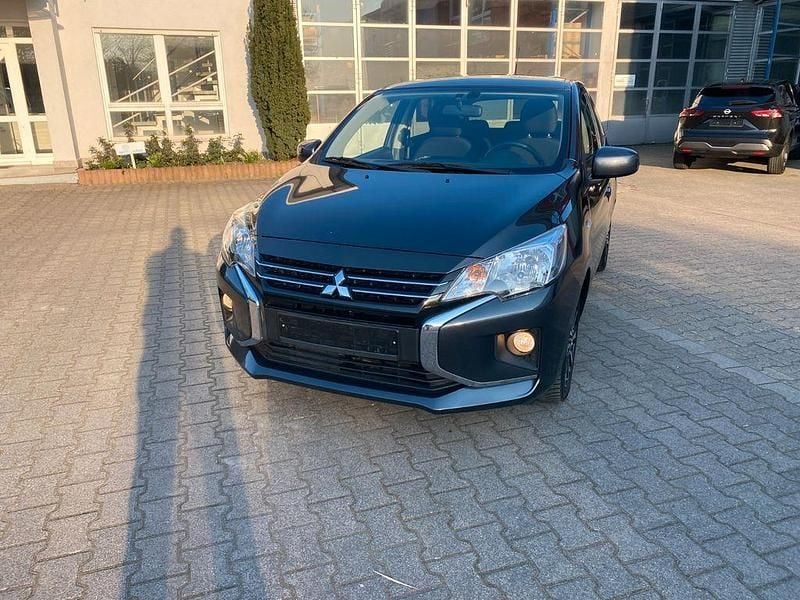 Gebraucht Mitsubishi Space Star Select+ 88 PS (64 kW) 2023 Grau Kleinwagen