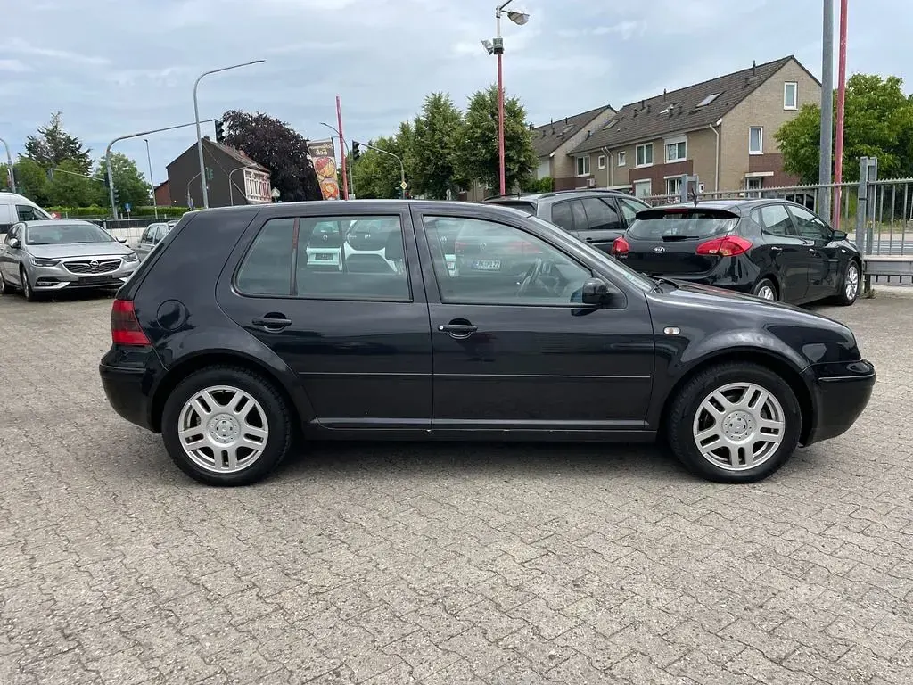 Gebraucht VW Golf III Conceptline 150 PS (110 kW) 1999 Schwarz Limousine