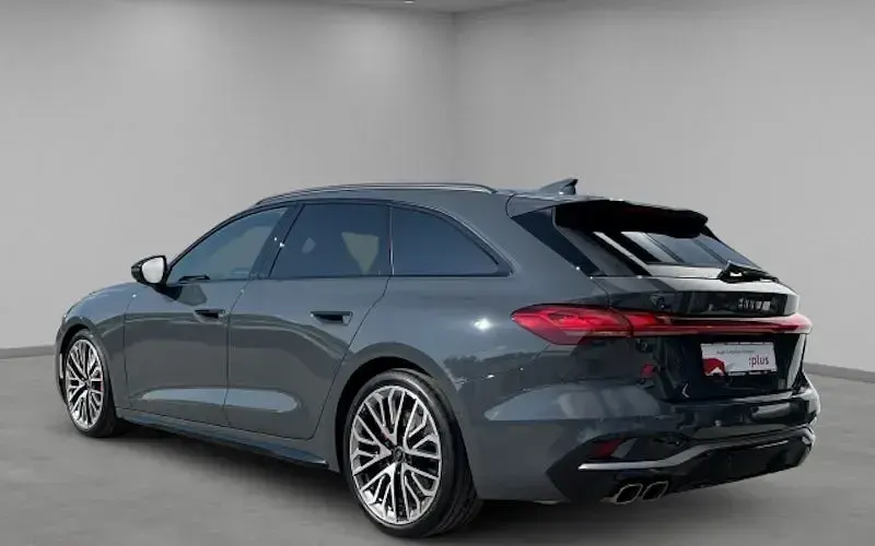 Gebraucht Audi A5 Edition .1 204 PS (150 kW) 2024 Grau Kombi