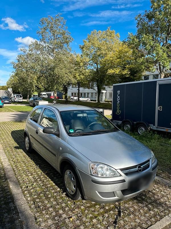 Usata Opel Corsa 75 CV (55 kW) 2004 Argento Utilitaria