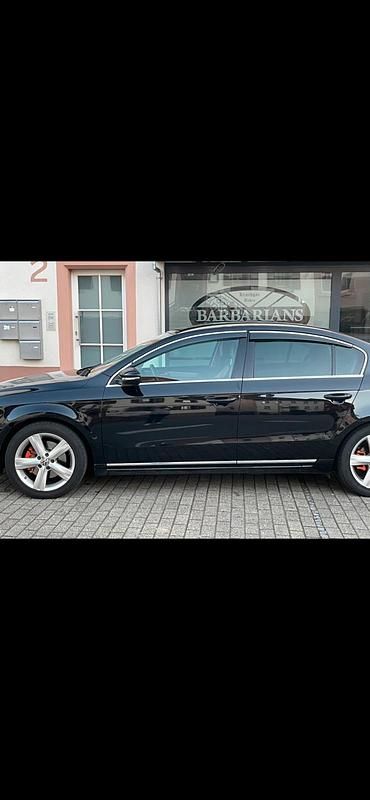 Gebraucht VW Passat Comfortline 140 PS (102 kW) 2013 Schwarz Limousine