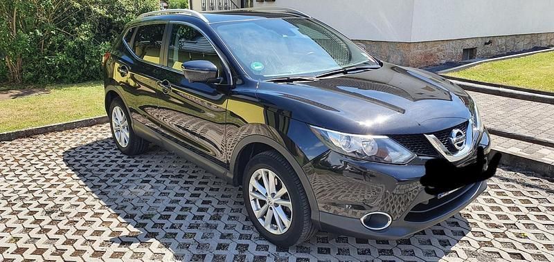 Schwarz Gebraucht 2016 Nissan Qashqai SUV | 14.000 € - Bild 1/4