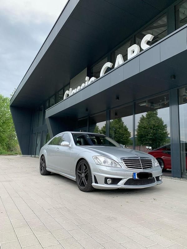Silber Gebraucht 2009 Mercedes S63 AMG AMG Limousine | 14.000 € (Fairer Preis) - Bild 1/4
