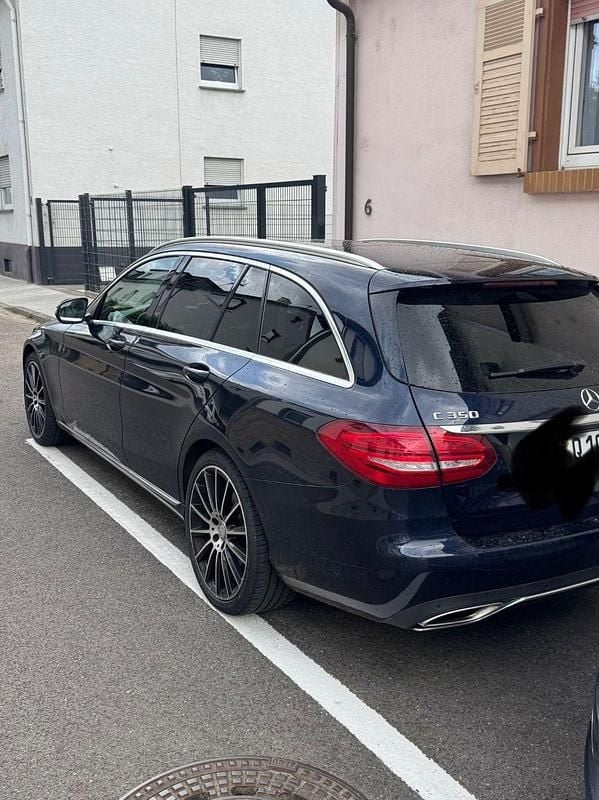 Gebraucht Mercedes C350e 296 PS (217 kW) 2016 Blau Kombi
