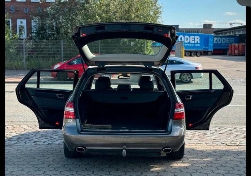 Gebraucht Mercedes E350 265 PS (194 kW) 2011 Grau Kombi