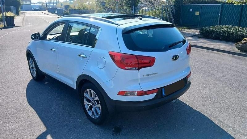 Gebraucht Kia Sportage 135 PS (99 kW) 2016 Weiß SUV