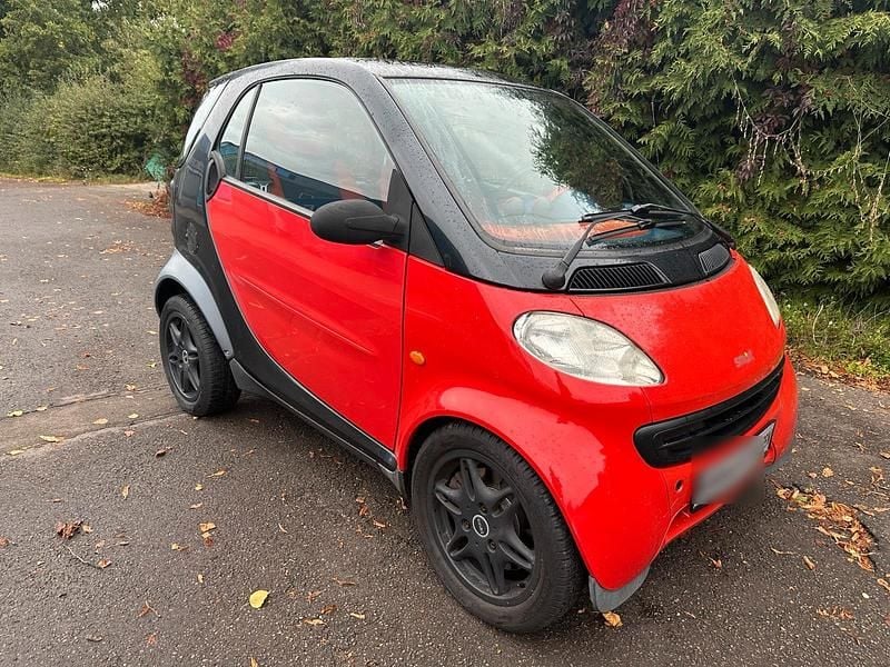 Rot Gebraucht 2000 Smart ForTwo Coupé Kleinwagen | 1.400 € (Guter Preis) - Bild 1/4