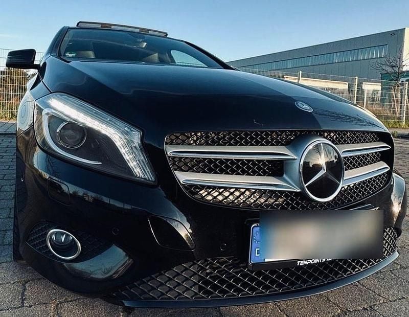 Gebraucht Mercedes A220 170 PS (125 kW) 2015 Schwarz Limousine