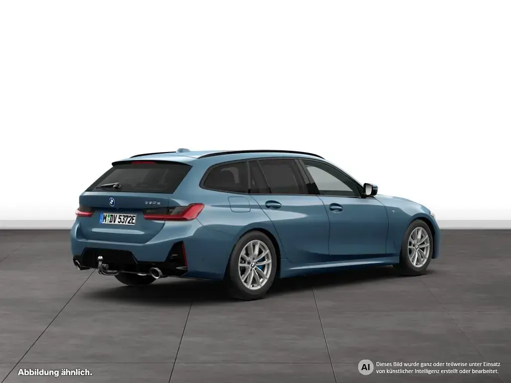 Gebraucht BMW 330e M Sport 292 PS (214 kW) 2025 Blau Kombi