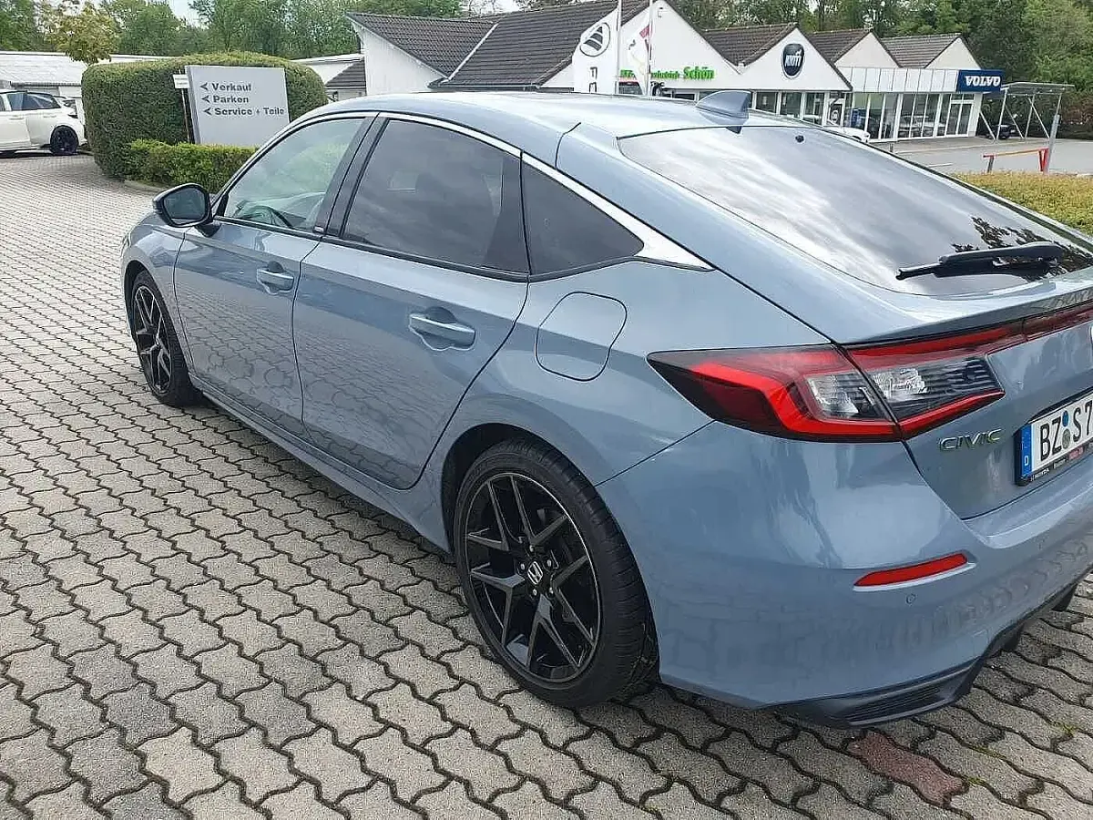 Gebraucht Honda Civic Advance 143 PS (105 kW) 2023 Sonic grey Limousine