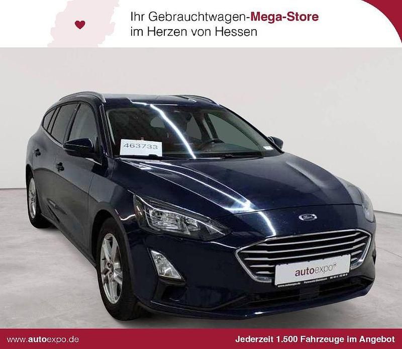 Blau Gebraucht 2020 Ford Focus Cool & Connect Limousine | 12.589 € (Superpreis) - Bild 1/4