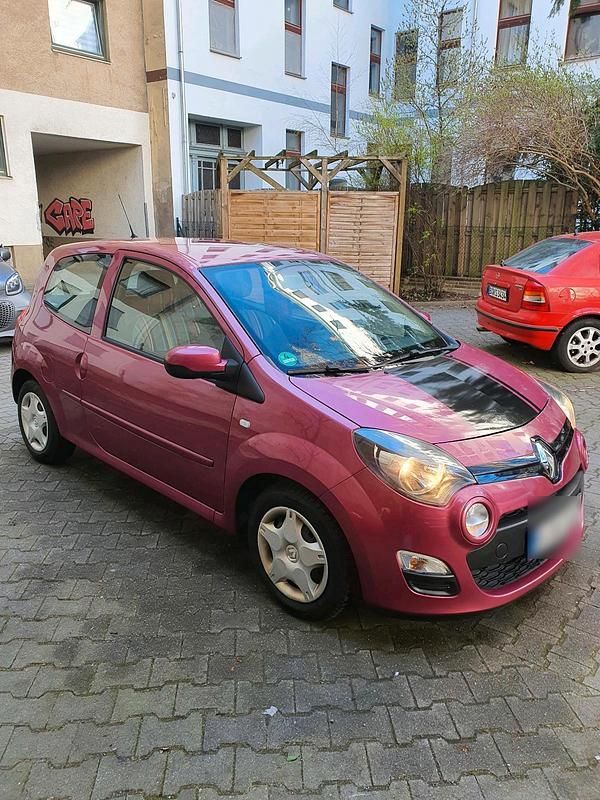 Usata Renault Twingo 75 CV (55 kW) 2013 Andere farben Utilitaria