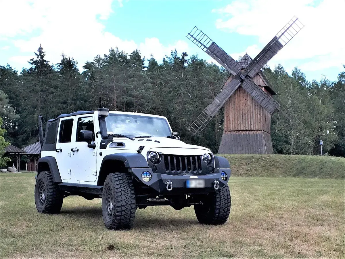 Gebraucht Jeep Wrangler Unlimited Rubicon 284 PS (208 kW) 2014 Weiß SUV