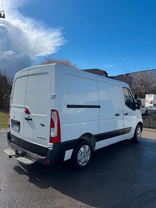 Gebraucht Renault Master 110 PS (80 kW) 2016 Weiß Van