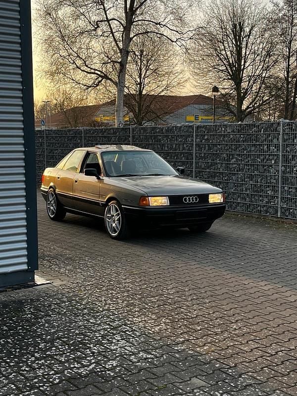 Gebraucht Audi 80 68 PS (50 kW) 1990 Limousine