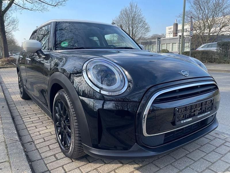Gebraucht Mini Cooper Classic 136 PS (100 kW) 2021 Schwarz Kleinwagen