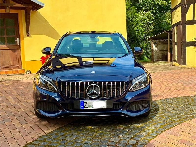 Blau Gebraucht 2015 Mercedes C400 Limousine | 26.800 € (Fairer Preis) - Bild 1/4
