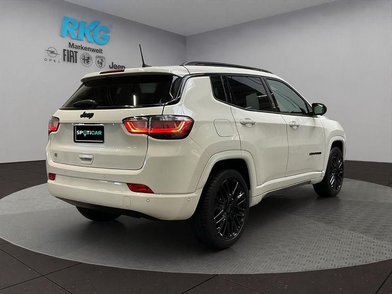 Gebraucht Jeep Compass 131 PS (96 kW) 2024 Weiß SUV