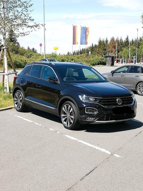 Schwarz Gebraucht 2018 VW T-Roc Sport SUV | 23.500 € (Fairer Preis) - Bild 1/4