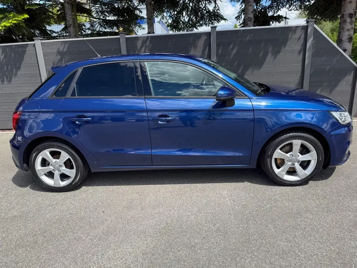 Gebraucht Audi A1 Sport 116 PS (85 kW) 2017 Blau Kleinwagen