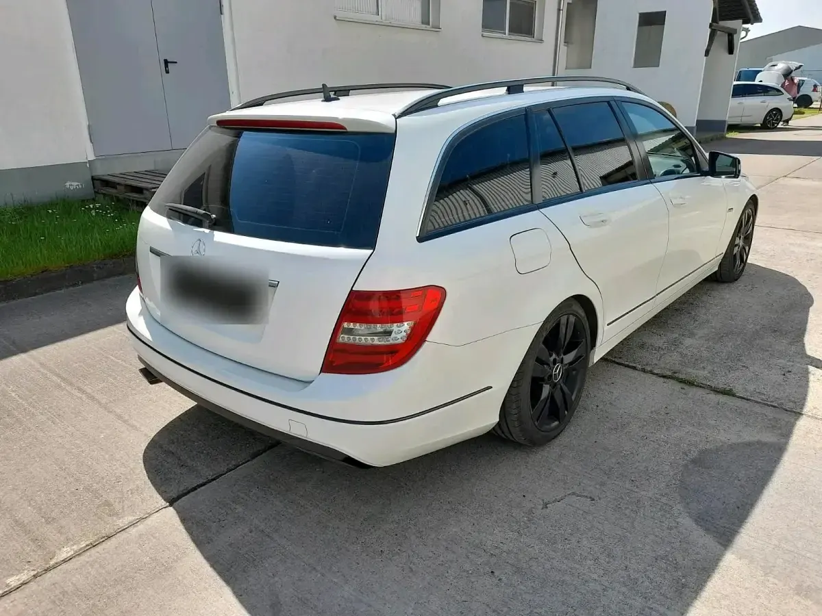 Gebraucht Mercedes C220 170 PS (125 kW) 2013 Weiß Kombi
