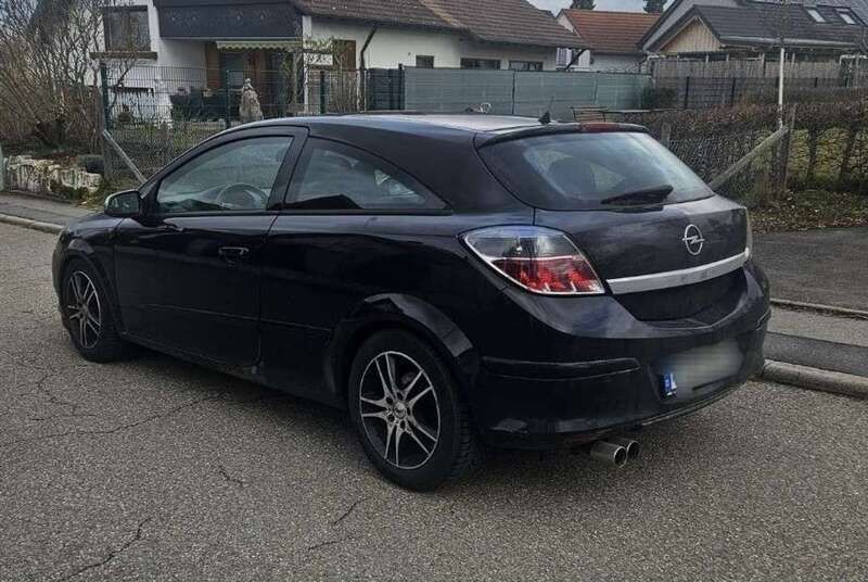Schwarz Gebraucht 2006 Opel Astra Sport Coupé | 5.200 € (Teuer) - Bild 1/4