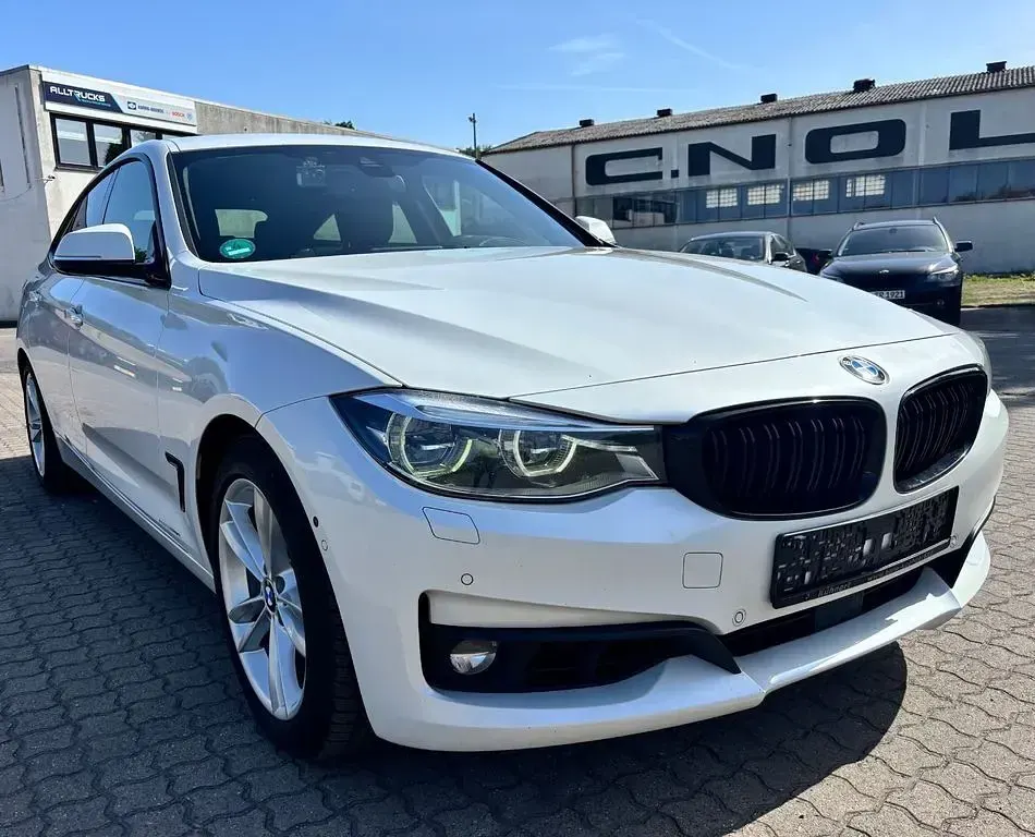 Gebraucht BMW 335 Gran Turismo Advantage 313 PS (230 kW) 2017 Weiß Coupé
