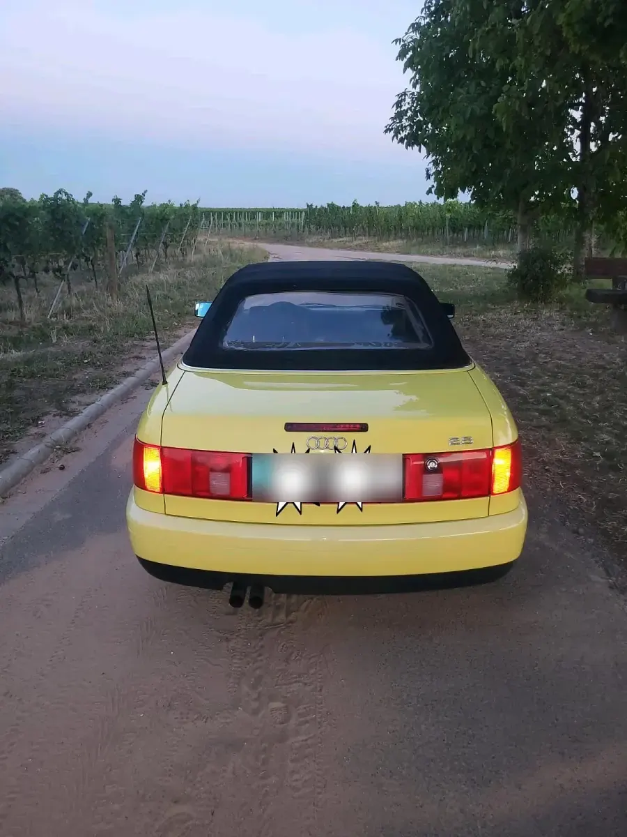 Usata Audi 80 174 CV (127 kW) 1997 Giallo Cabrio