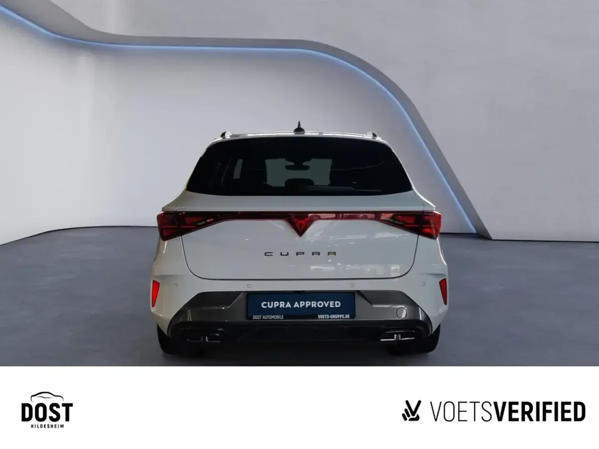 Gebraucht Cupra Leon 150 PS (110 kW) 2025 Weiß Limousine