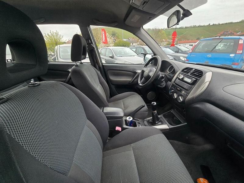 Gebraucht Toyota RAV4 116 PS (85 kW) 2003 Grün SUV