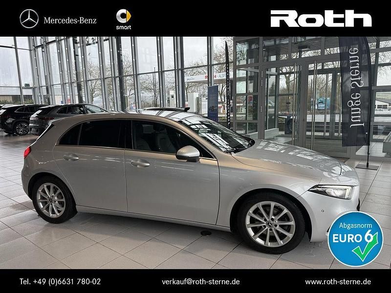 Gebraucht Mercedes A200 Progressive 150 PS (110 kW) 2019 Silber Limousine
