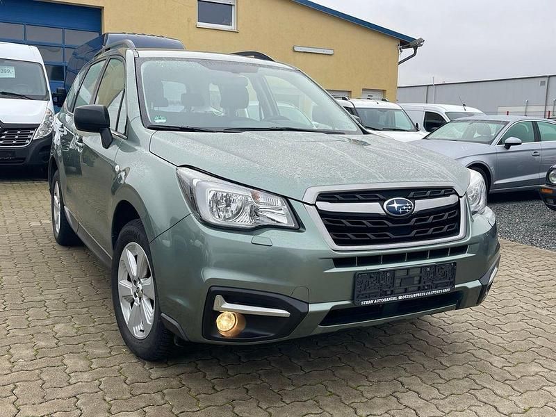 Grün Gebraucht 2017 Subaru Forester Active SUV | 12.950 € (Fairer Preis) - Bild 1/4