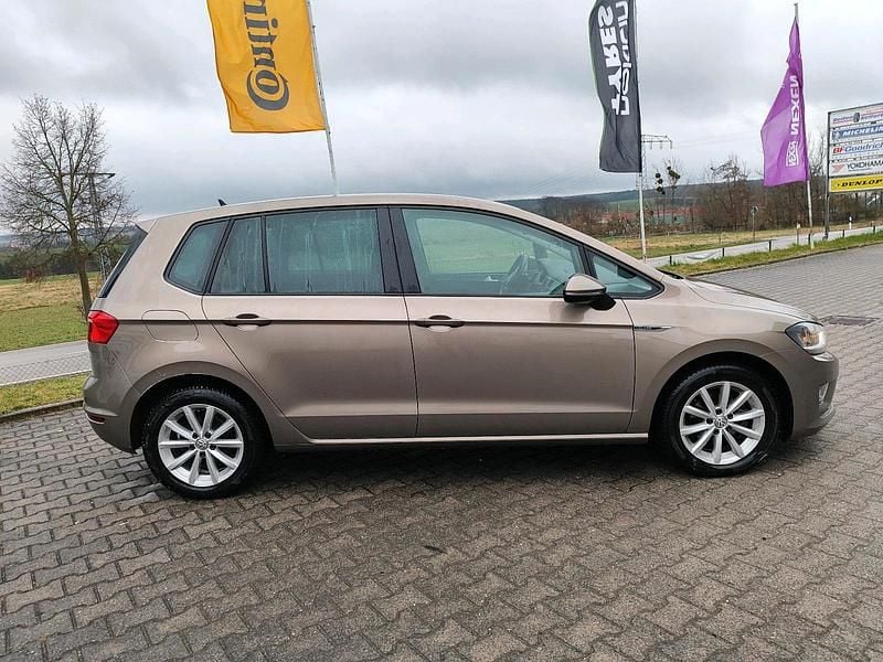 Gebraucht VW Golf VII 110 PS (80 kW) 2015 Beige Kleinwagen