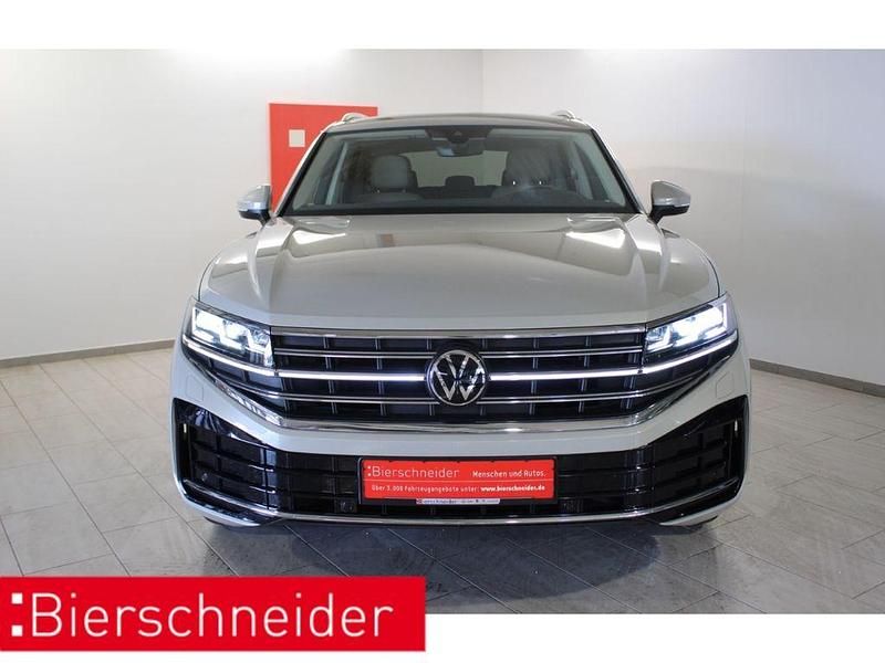 Gebraucht VW Touareg Elegance 286 PS (210 kW) 2025 Beige SUV