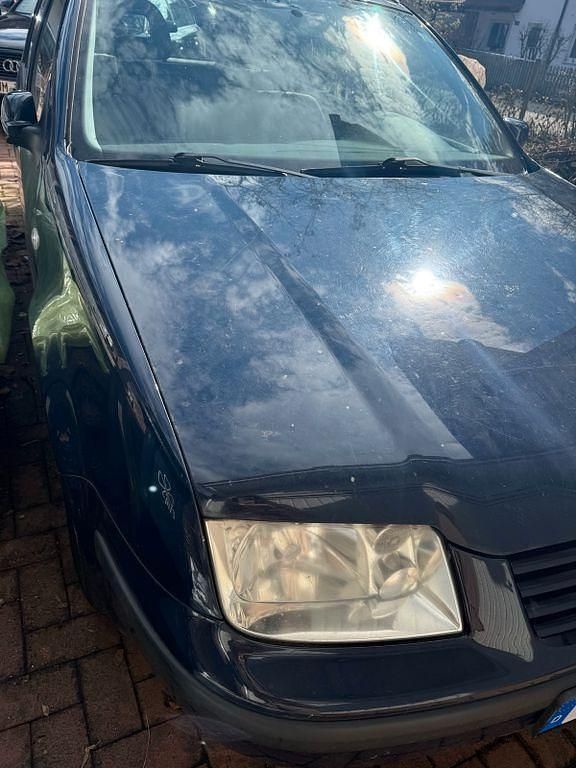 Second-hand VW Bora Basis 116 CP (85 kW) 2002 Albastru Break