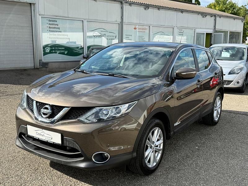 Braun Gebraucht 2014 Nissan Qashqai 360º SUV | 12.990 € (Fairer Preis) - Bild 1/4