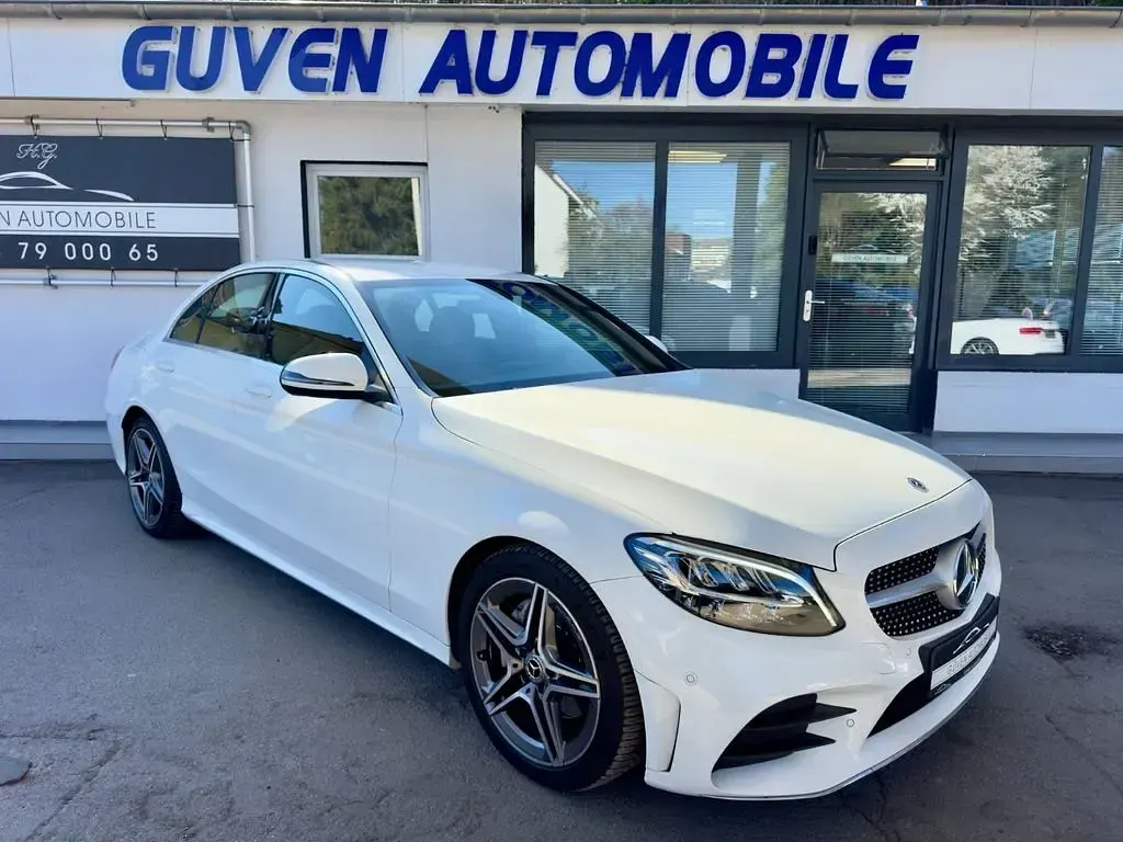 Gebraucht Mercedes C220 AMG line 194 PS (142 kW) 2020 Polarweiss Limousine