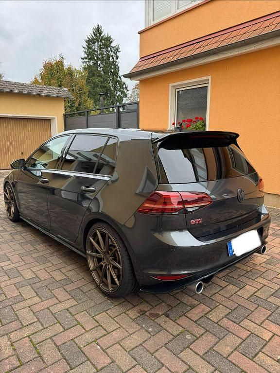 Gebraucht VW Golf VII GTI 230 PS (169 kW) 2016 Grau Limousine