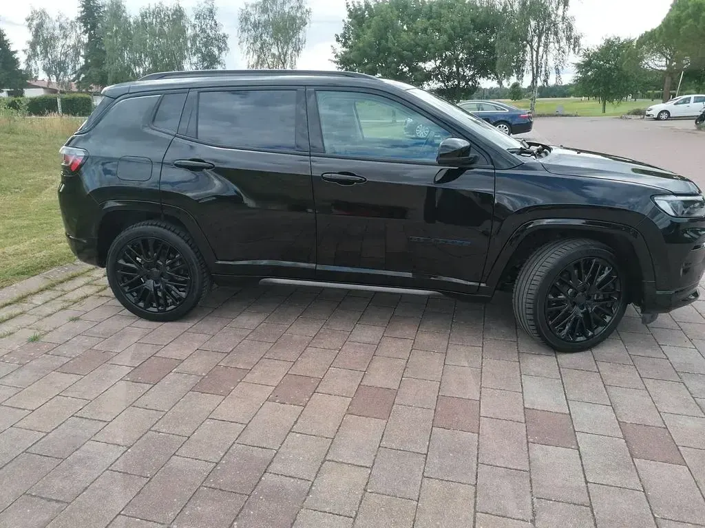 Gebraucht Jeep Compass 241 PS (177 kW) 2023 Schwarz SUV