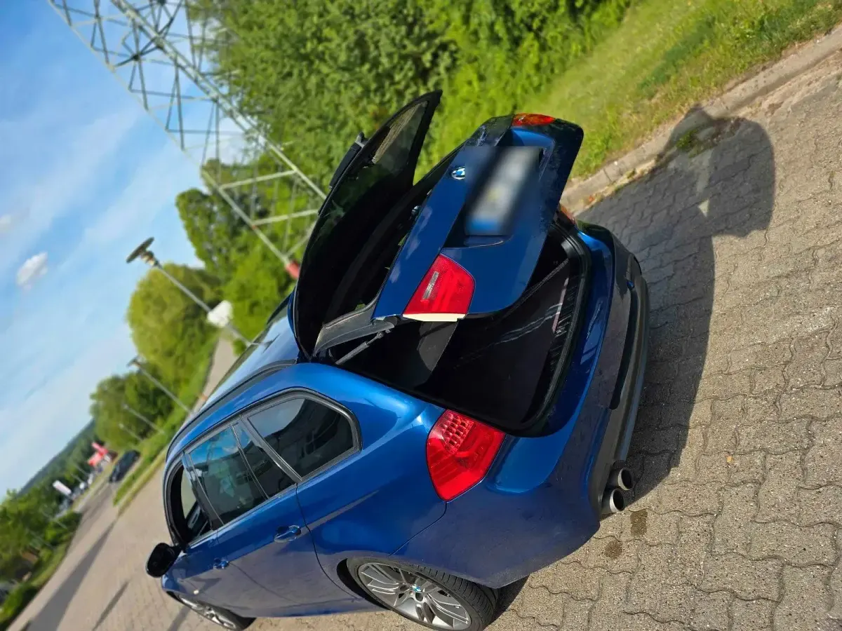 Gebraucht BMW 330 M Sport 245 PS (180 kW) 2012 Kombi