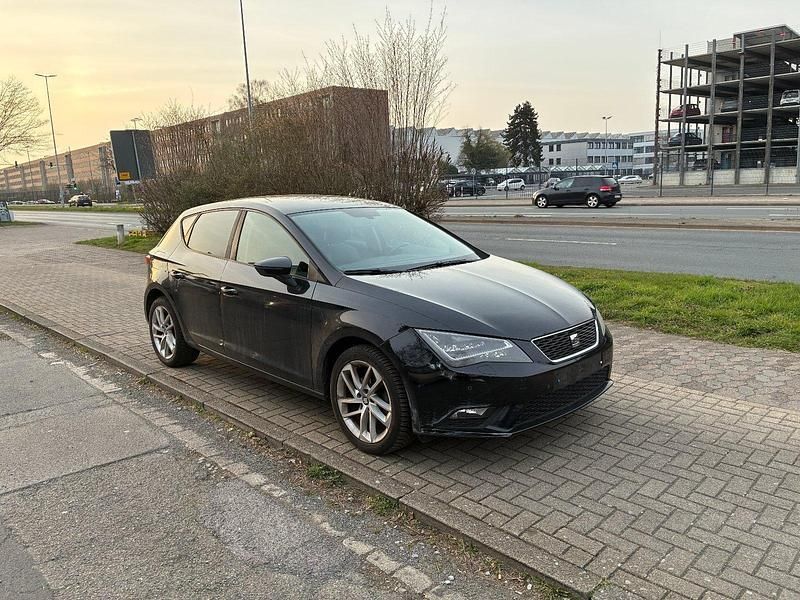 Gebraucht Seat Leon Style 105 PS (77 kW) 2013 Schwarz Limousine