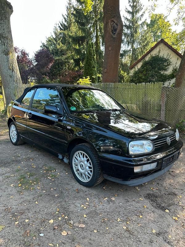 Schwarz Gebraucht 1997 VW Golf Cabriolet Cabrio | 800 € (Superpreis) - Bild 1/4