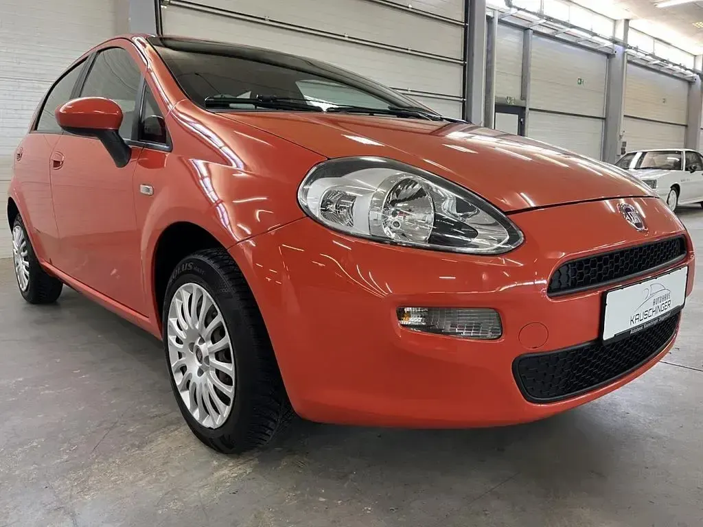 Gebraucht Fiat Punto 77 PS (56 kW) 2013 Colore esterno arancio spritz Kleinwagen